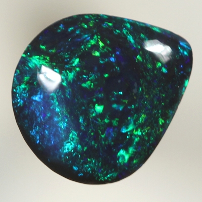 SOLID BLACK OPAL Bright bottle green fire
